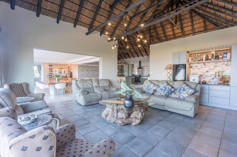 4 Bedroom Property for Sale in Cannon Rocks Eastern Cape